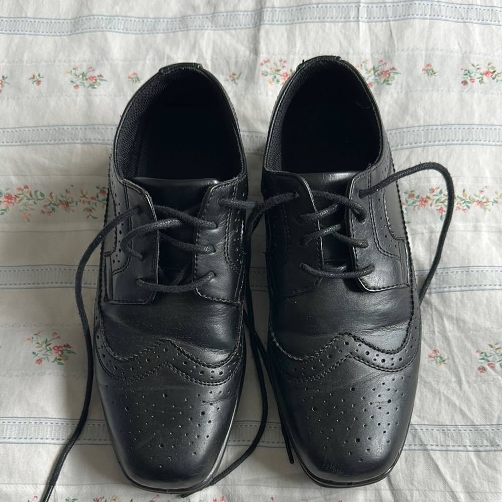 Kids Size Elegant Black Wingtip Dress Shoes